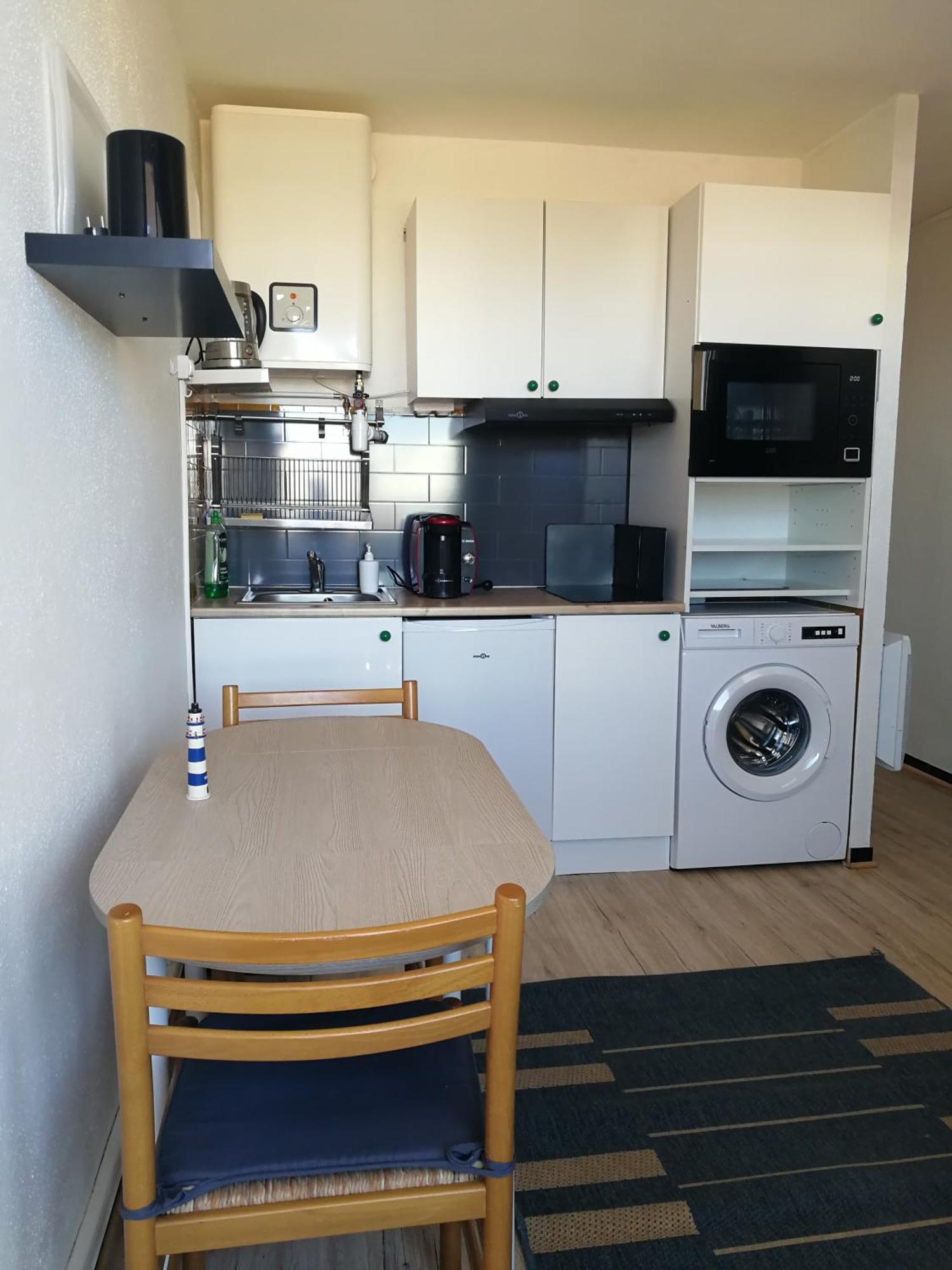 Agreable Studio 50M De La Plage Canet Exterior foto